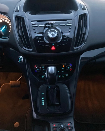 Ford Kuga cena 53900 przebieg: 200366, rok produkcji 2015 z Woźniki małe 301
